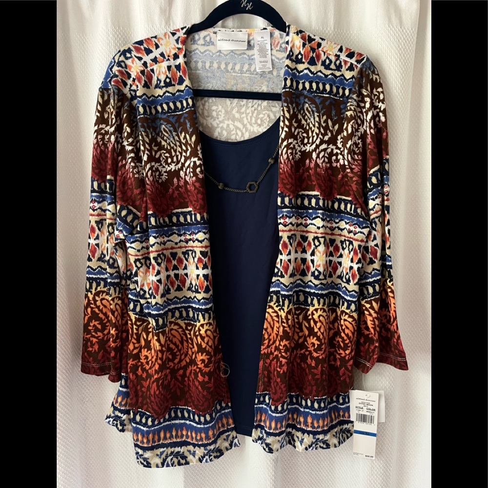 Alfred Dunner Blouse. Shirt with tank attached.